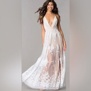 Luxxel White Floral Maxi Dress